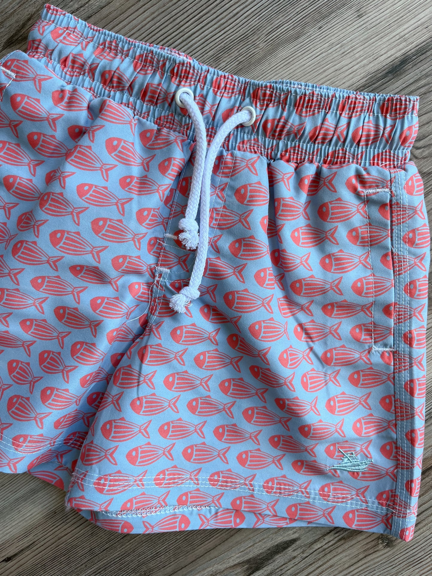 BOYS SWIM CORAL FISH