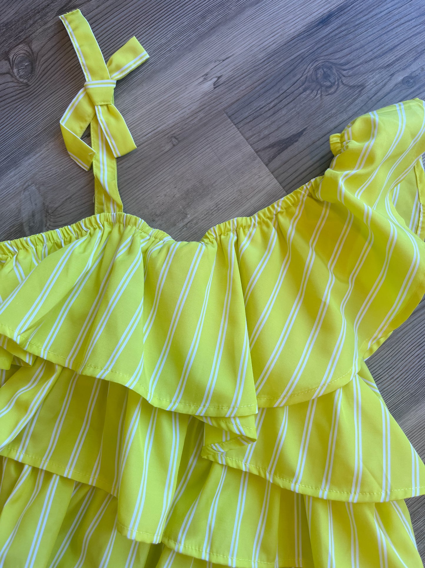 TIE ONE SHOULDER