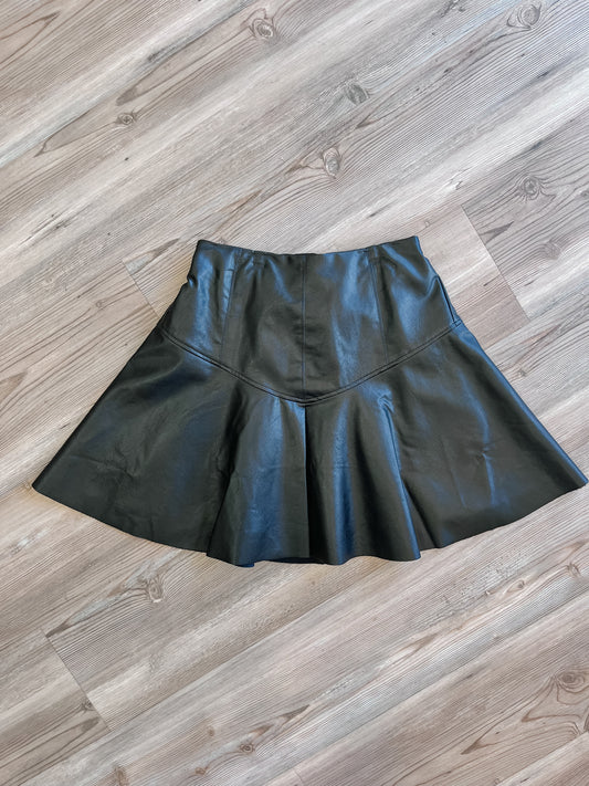 BLACK LEATHER SKIRT